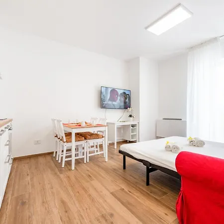 Station With Parking Appartement *