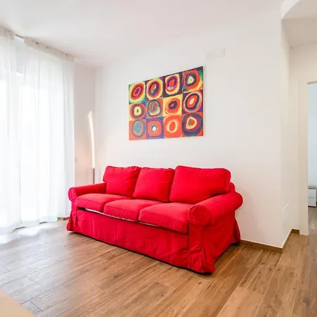 Apartment Guesthost - Station With Parking Bari